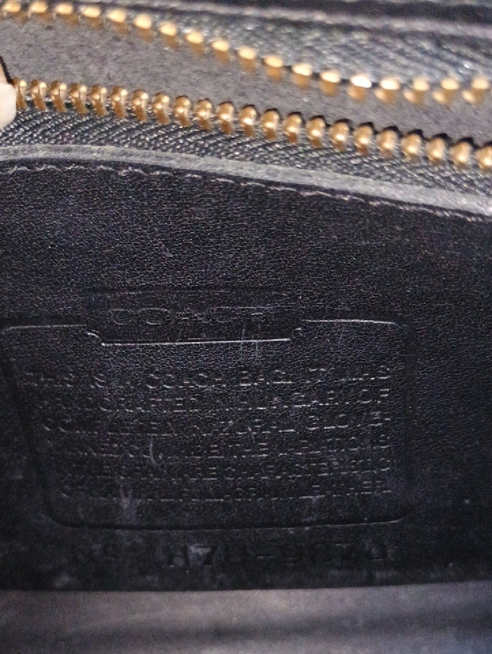 Vintage Coach Court Bag #9870 Black Leather Top-Handle Cross Body Bag Purse - Picture 13 of 16
